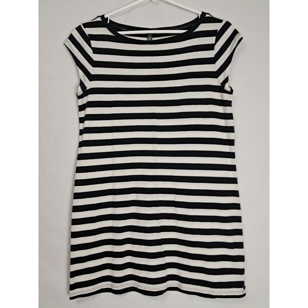Victoria's Secret Women's Medium Tunic Long Striped Black White Cap Sleeve